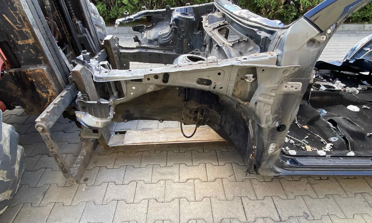LONJERON STANGA TOYOTA RAV 4 III 2005-2014