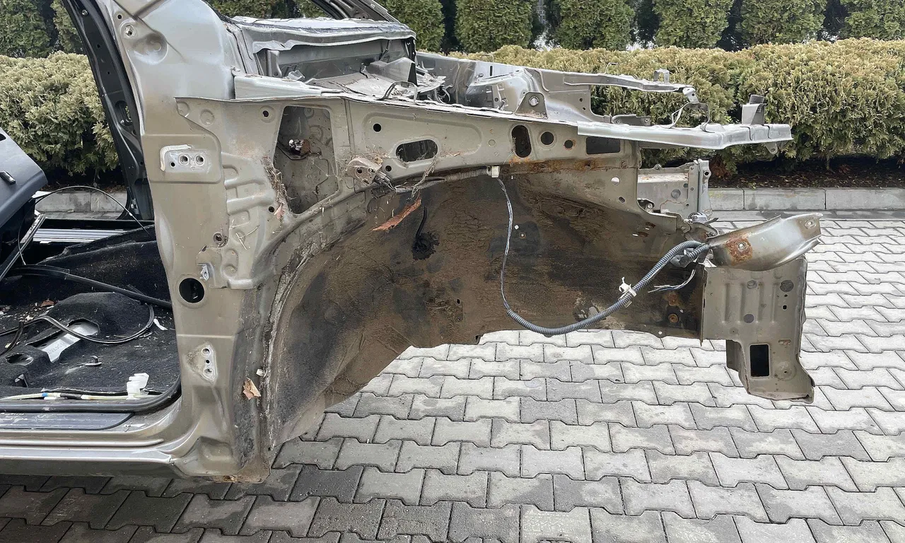 LONJERON STANGA TOYOTA RAV 4 III 2005-2014