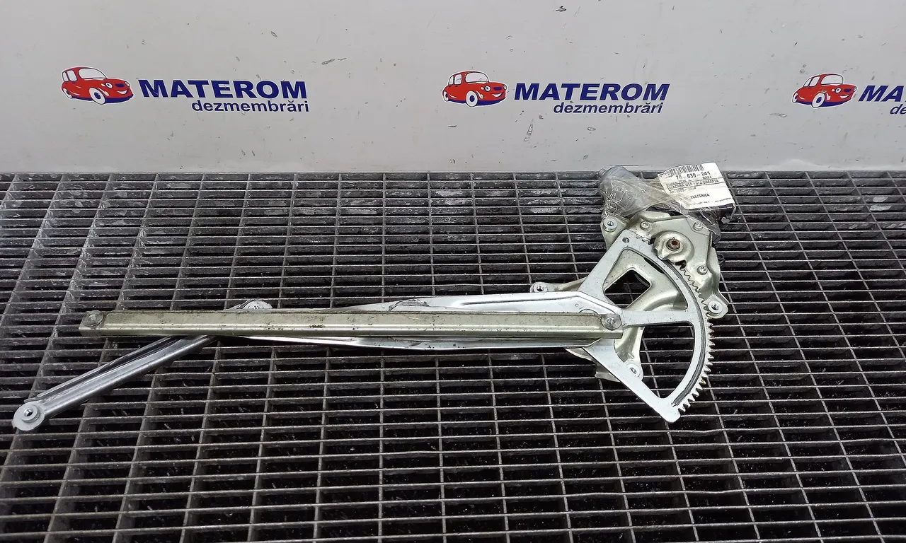 MACARA USA FATA DREAPTA TOYOTA RAV 4 III 2005-2014