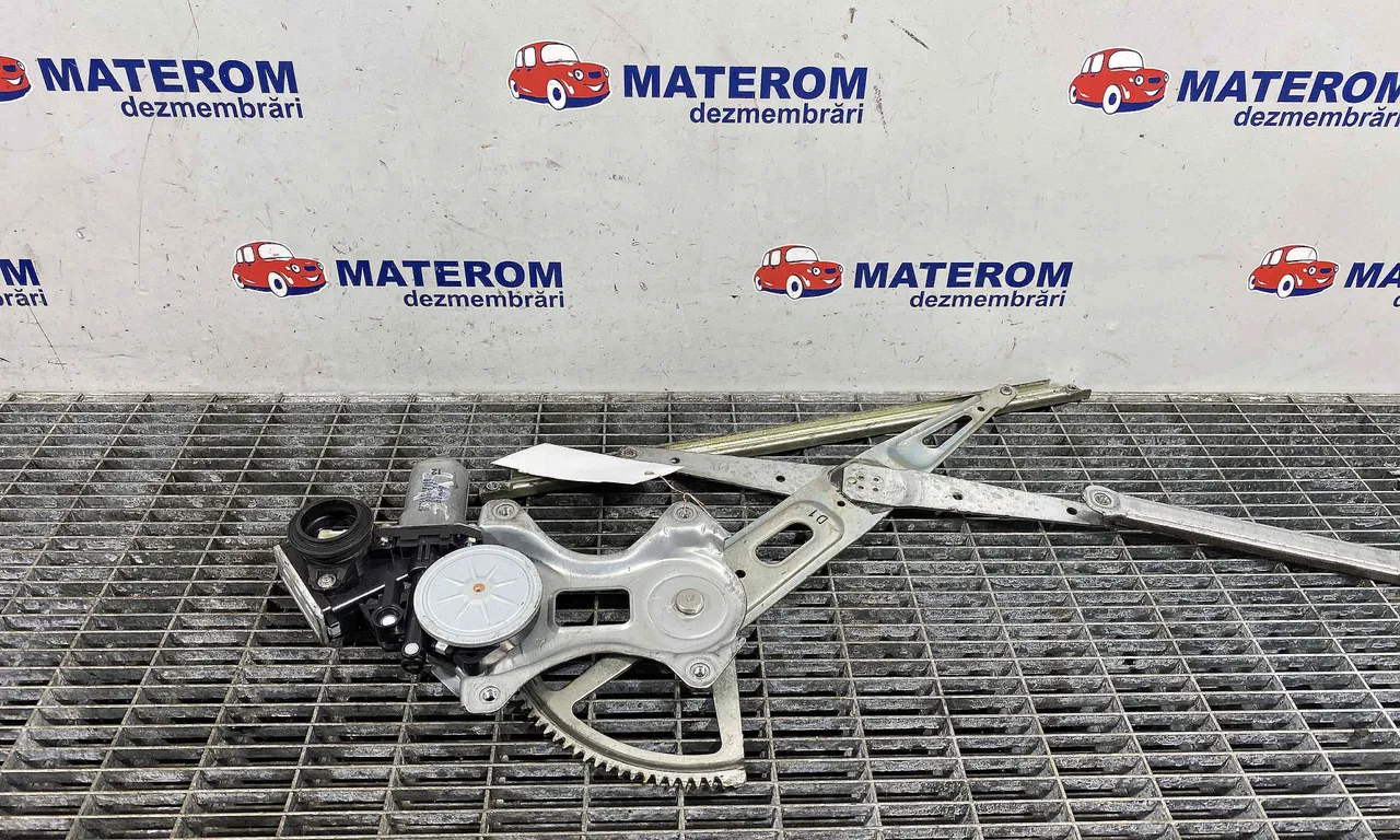 MACARA USA FATA DREAPTA TOYOTA RAV 4 III 2005-2014