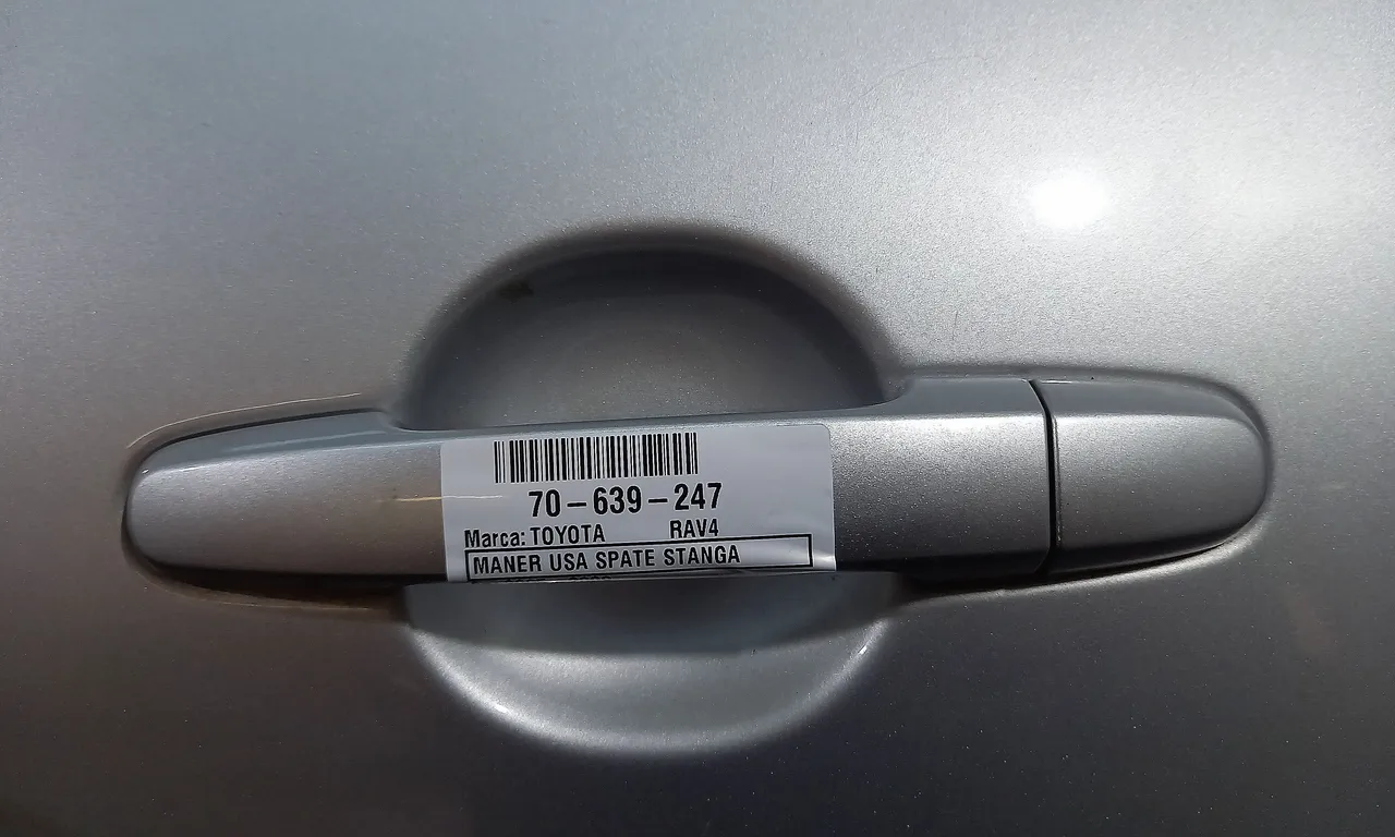 MANER USA SPATE STANGA TOYOTA RAV 4 III 2005-2014