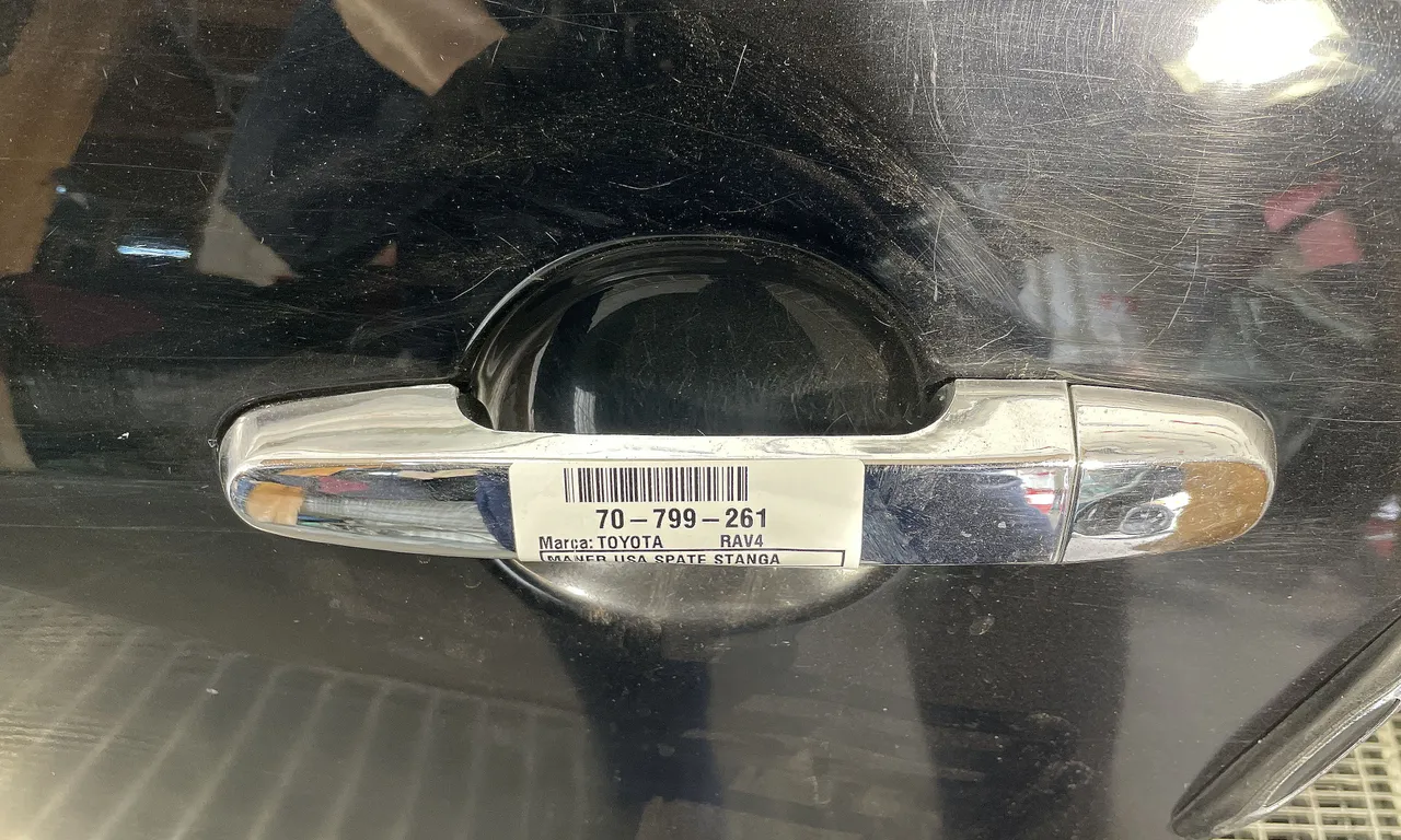 MANER USA SPATE STANGA TOYOTA RAV 4 III 2005-2014