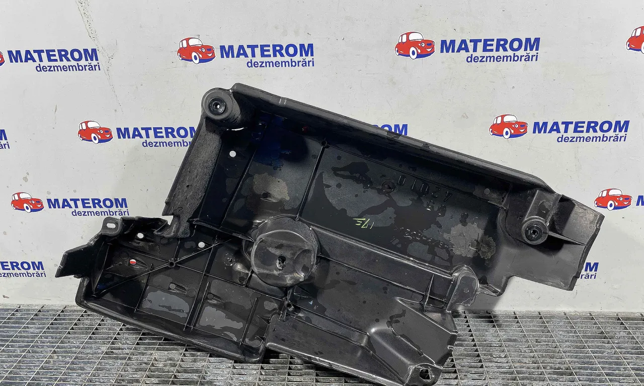 SCUT SUB MASINA TOYOTA RAV 4 III 2005-2014