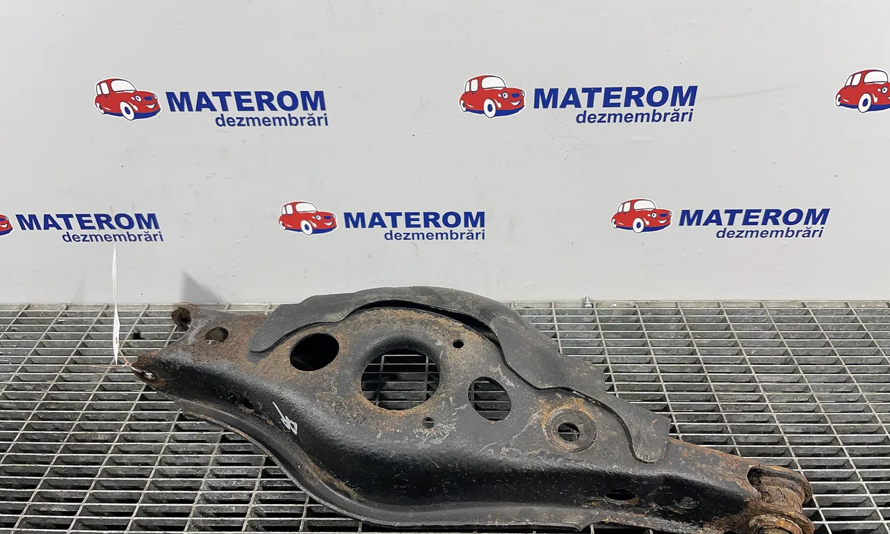 BRAT SPATE INFERIOR DREAPTA TOYOTA RAV 4 III 2005-2014