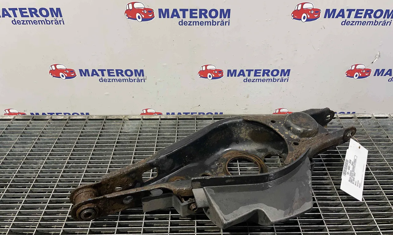 BRAT SPATE INFERIOR STANGA TOYOTA RAV 4 III 2005-2014