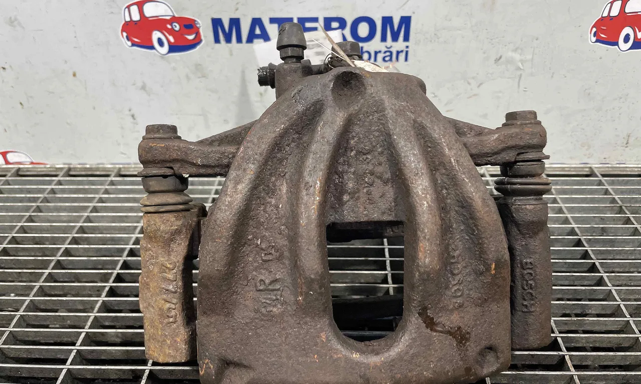 ETRIER FATA DREAPTA TOYOTA RAV 4 III 2005-2014