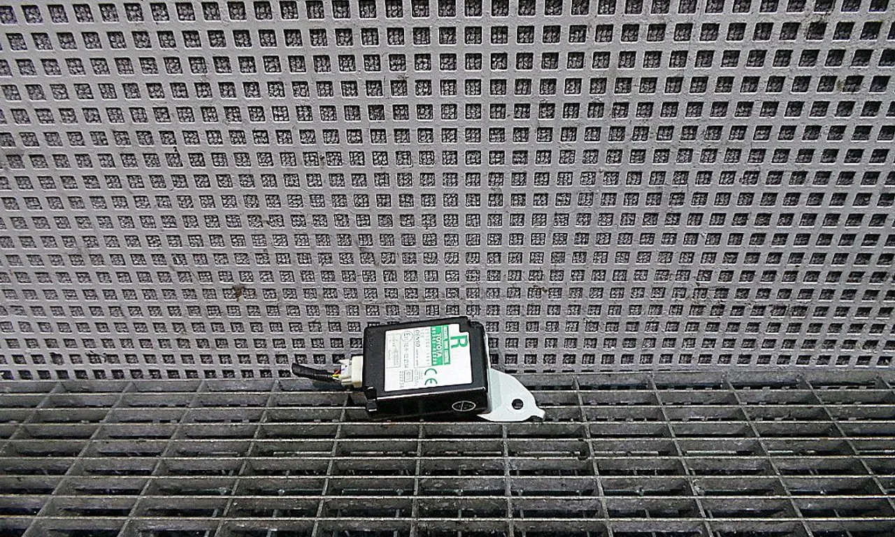 MODUL INCHIDERE CENTRALIZATA TOYOTA RAV 4 III 2005-2014