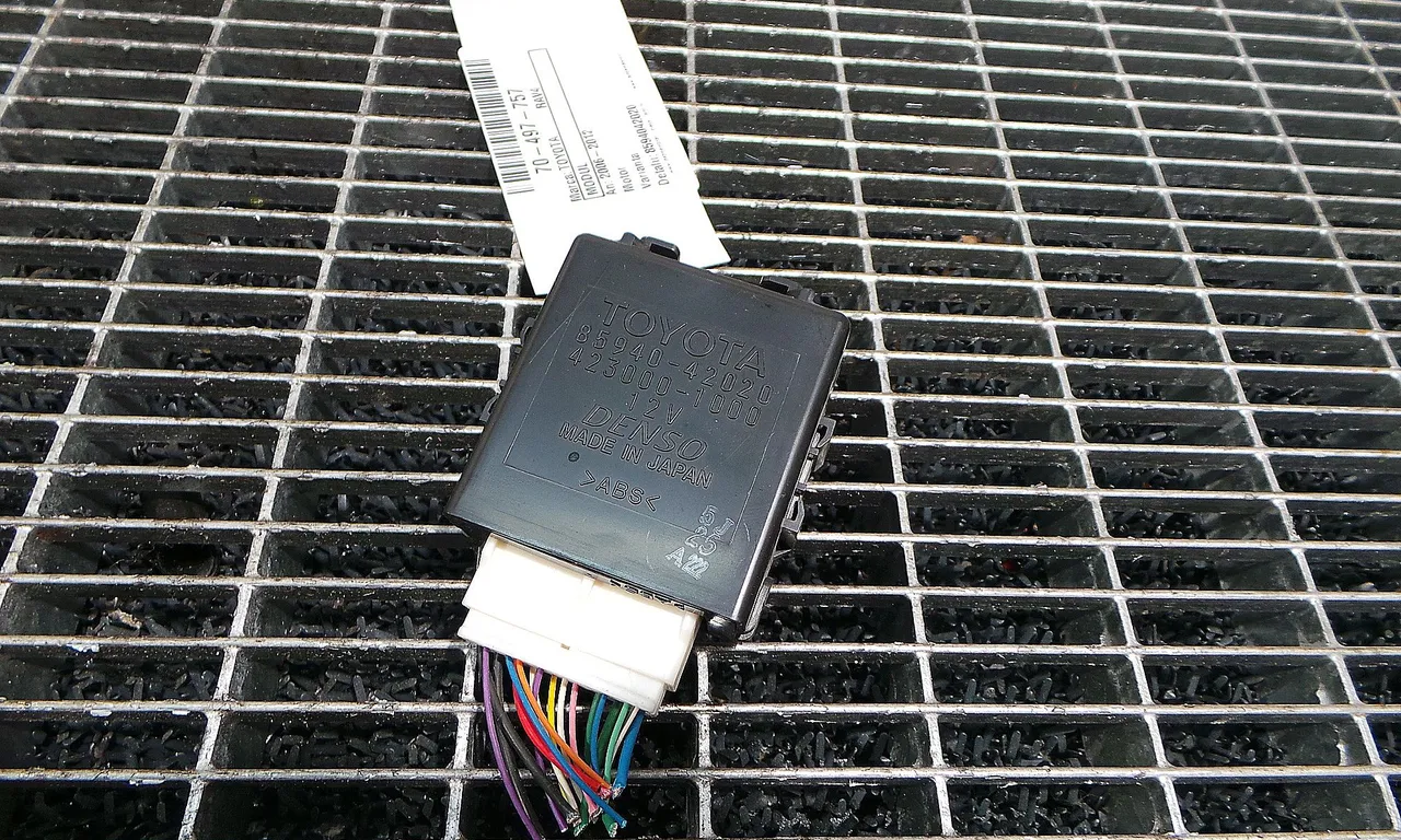 MODUL TOYOTA RAV 4 III 2005-2014