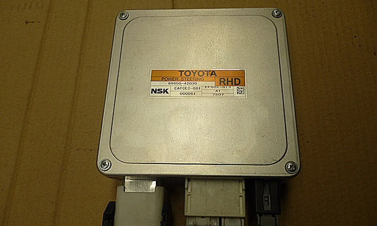 MODUL SERVO TOYOTA RAV 4 III 2005-2014