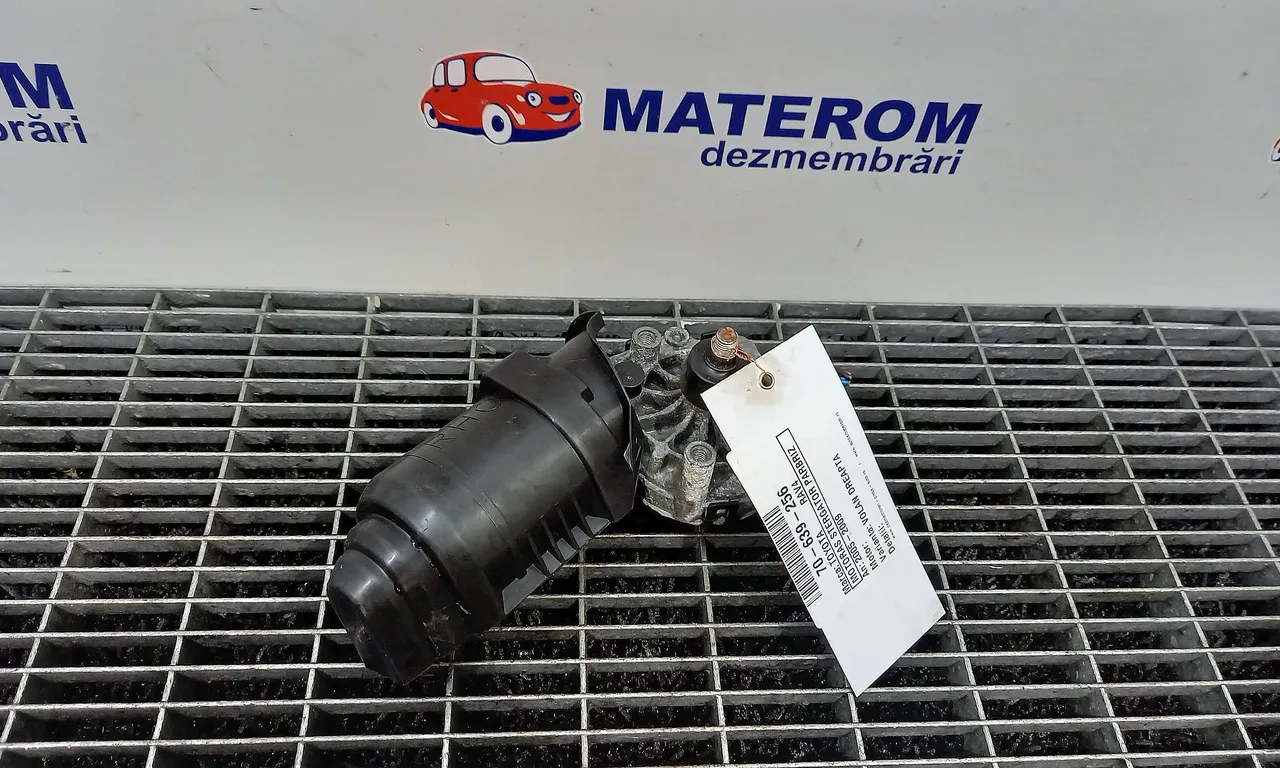 MOTORAS STERGATOR PARBRIZ TOYOTA RAV 4 III 2005-2014