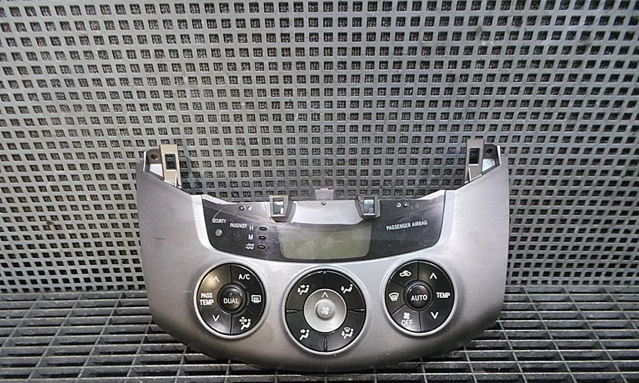 TABLOU COMANDA INCALZIRE TOYOTA RAV 4 III 2005-2014