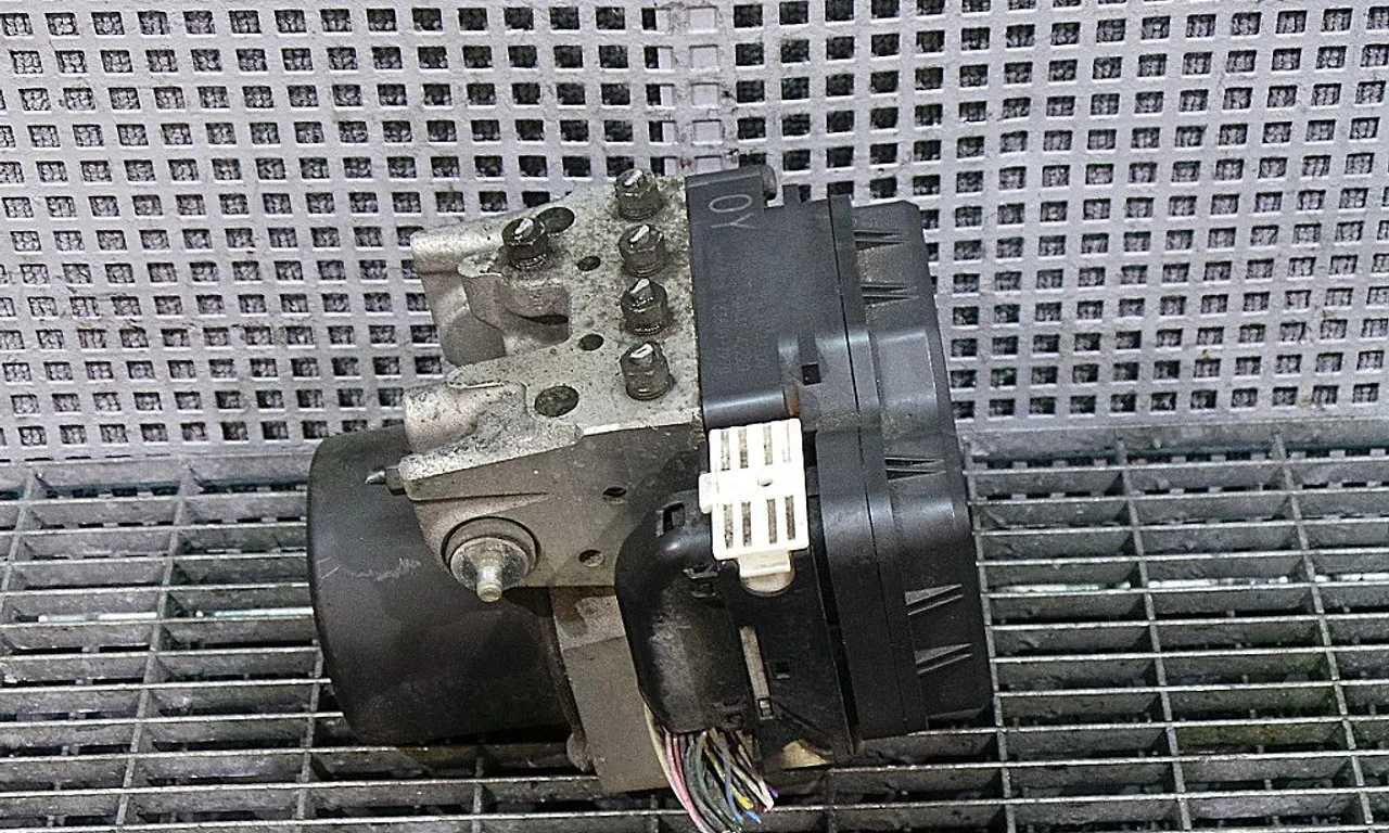 UNITATE ABS TOYOTA RAV 4 III 2005-2014