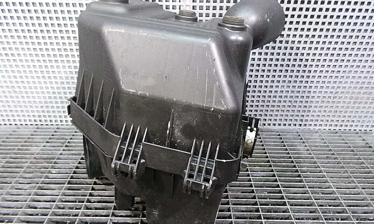 CARCASA FILTRU AER TOYOTA RAV 4 III 2005-2014