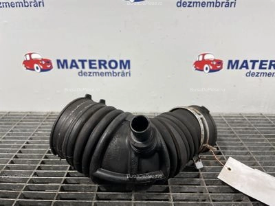 FURTUN ADMISIE AER TOYOTA RAV 4 III 2.2 D 2005-2014 oe 1788156080, vedere frontata