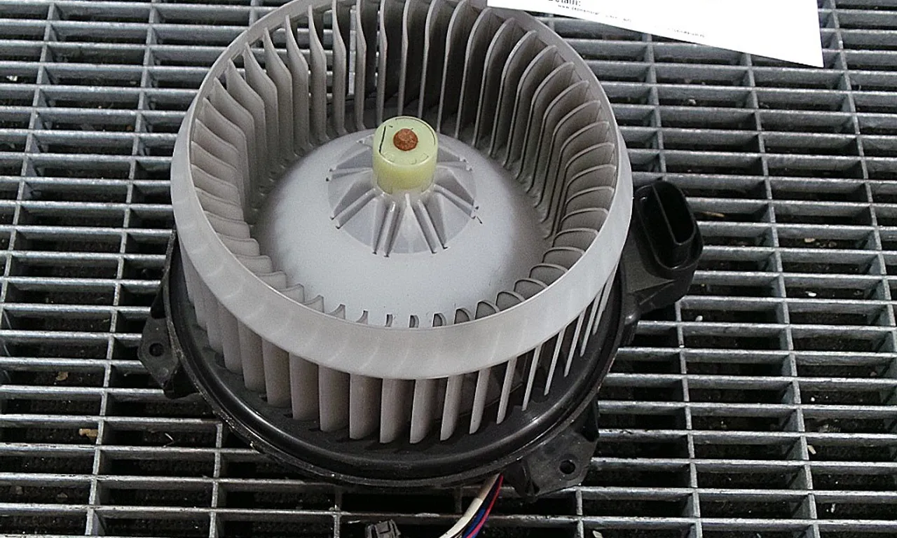 VENTILATOR INCALZIRE TOYOTA RAV 4 III 2005-2014