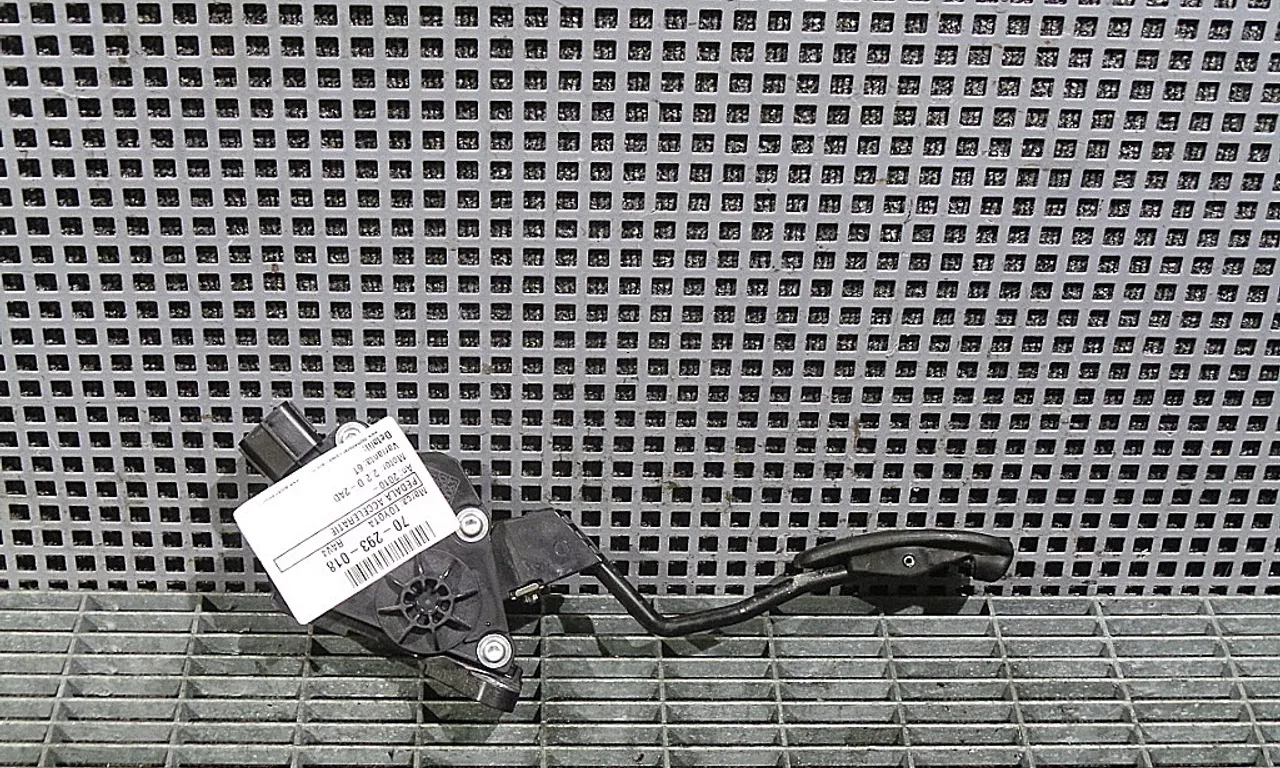 PEDALA ACCELERATIE TOYOTA RAV 4 III 2005-2014