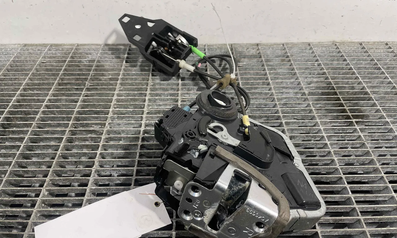 INCUIETOARE USA SPATE DREAPTA TOYOTA RAV 4 IV 2012-2019