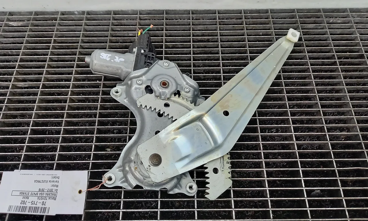 MACARA USA SPATE STANGA TOYOTA RAV 4 IV 2012-2019