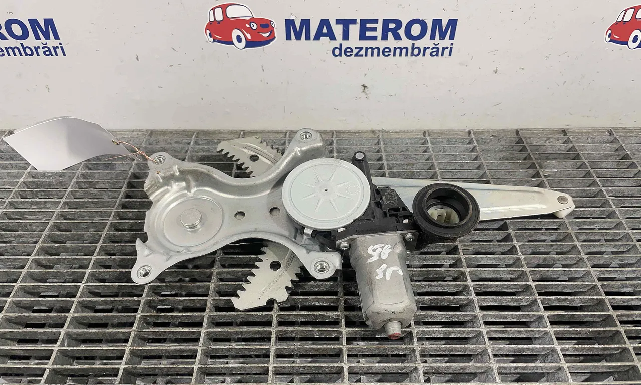 MACARA USA SPATE STANGA TOYOTA RAV 4 IV 2012-2019