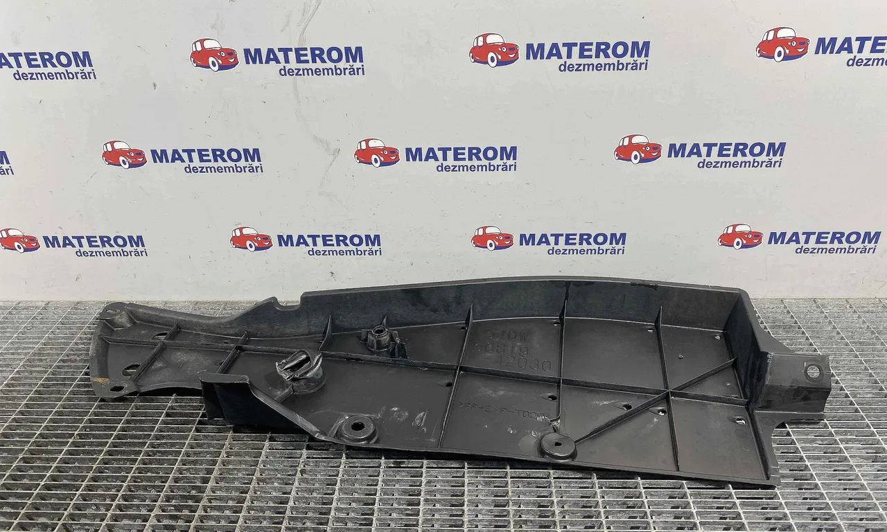 SCUT SUB MASINA TOYOTA RAV 4 IV 2012-2019