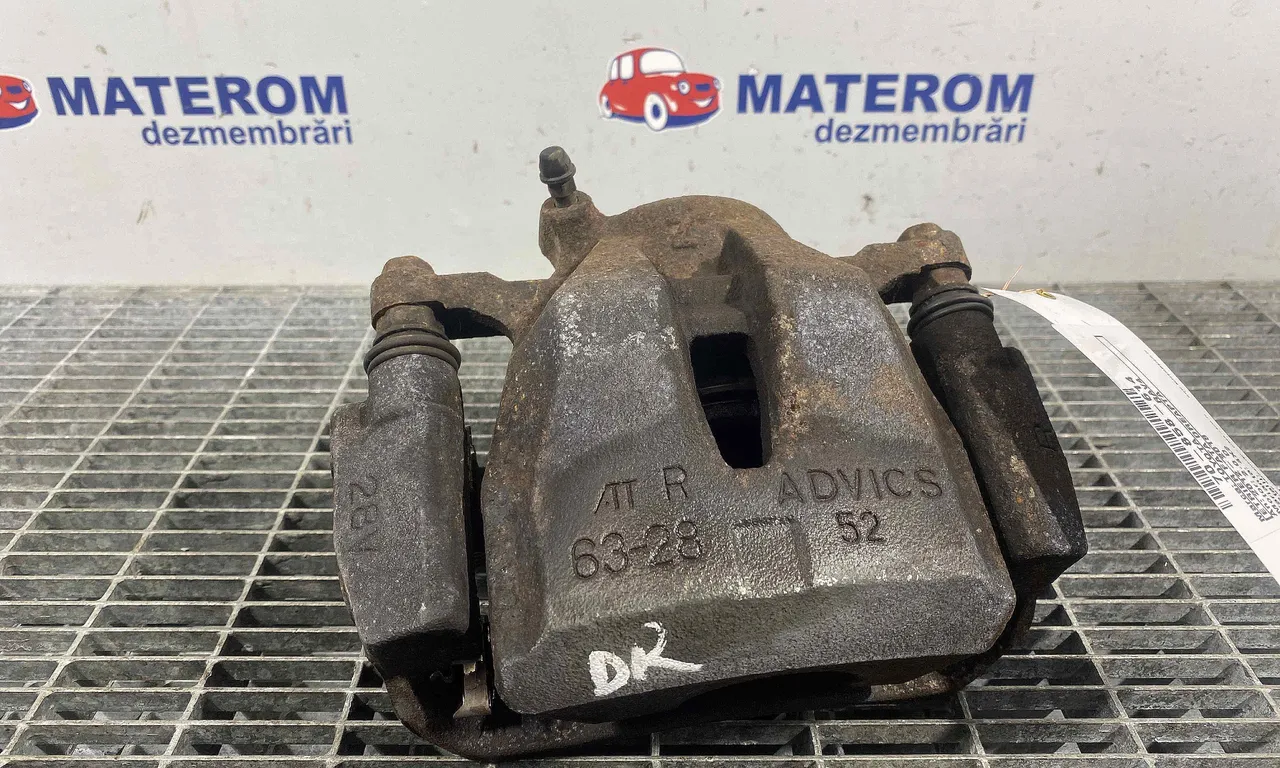 ETRIER FATA DREAPTA TOYOTA RAV 4 IV 2012-2019