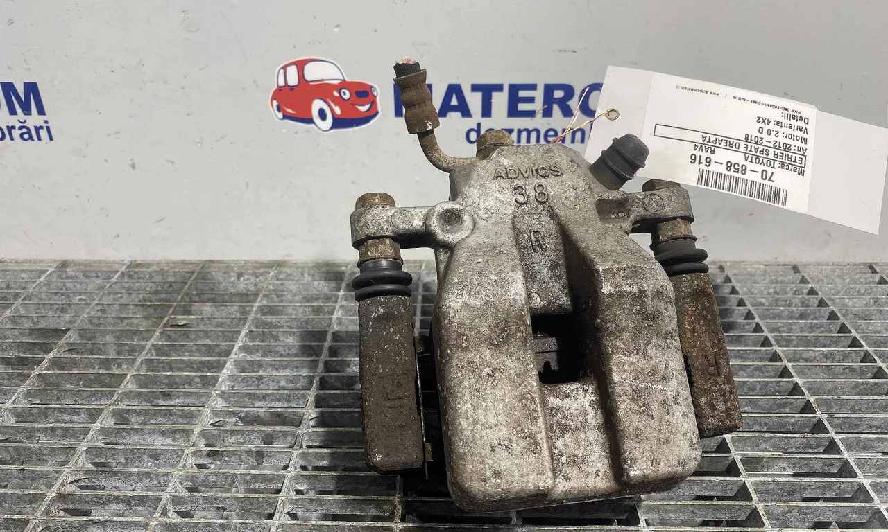 ETRIER SPATE DREAPTA TOYOTA RAV 4 IV 2012-2019