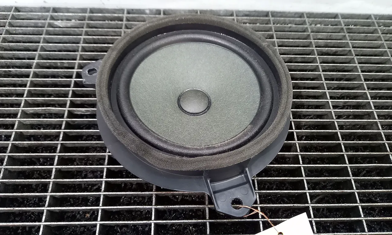 DIFUZOR AUDIO TOYOTA RAV 4 IV 2012-2019