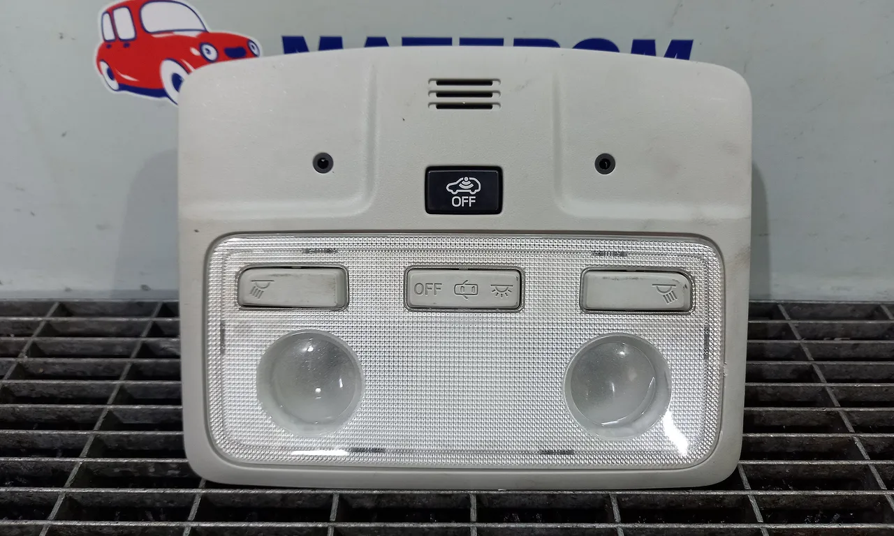LAMPA PLAFONIERA TOYOTA RAV 4 IV 2012-2019