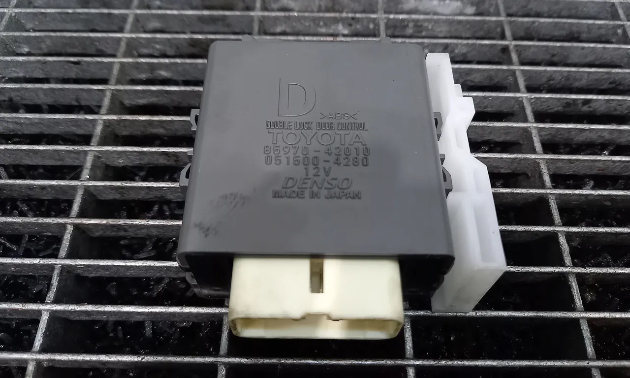 MODUL INCHIDERE CENTRALIZATA TOYOTA RAV 4 IV 2012-2019