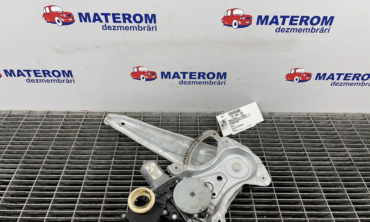 MACARA USA SPATE STANGA TOYOTA VERSO 2009-2018