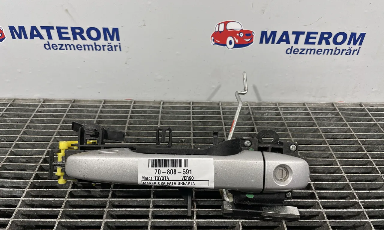 MANER USA FATA DREAPTA TOYOTA VERSO 2009-2018