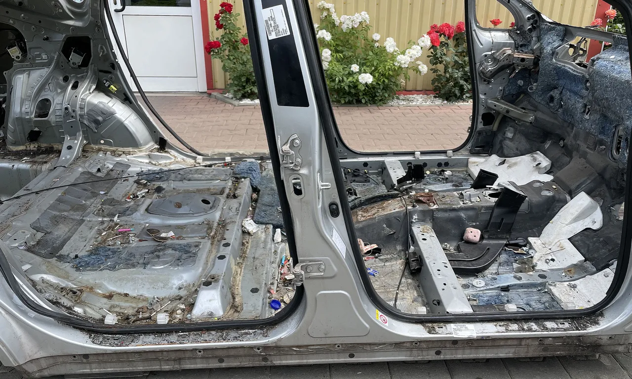 PRAG DREAPTA TOYOTA VERSO 2009-2018