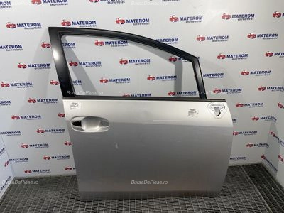 USA FATA DREAPTA TOYOTA VERSO 1.6 D4-D 2009-2018 oe 670010F020, vedere frontata