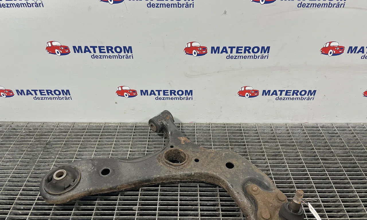 BRAT FATA INFERIOR DREAPTA TOYOTA VERSO 2009-2018