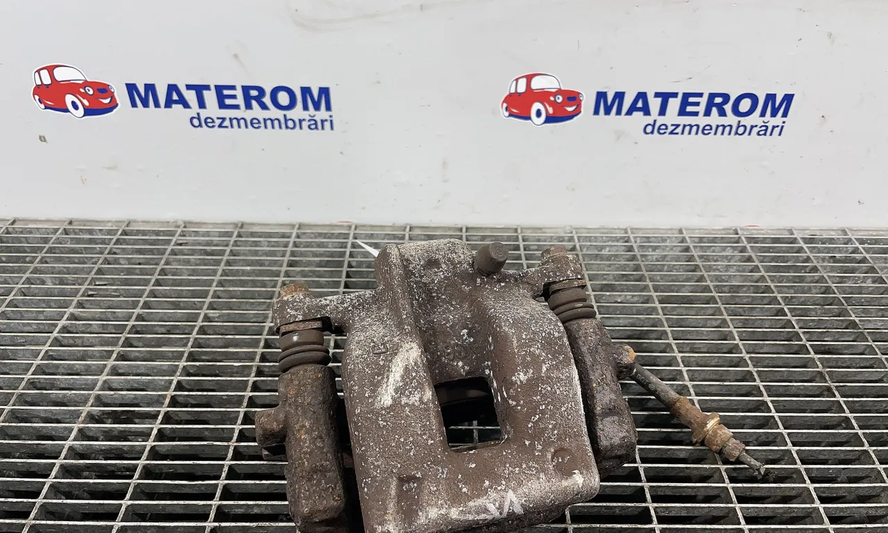 ETRIER SPATE DREAPTA TOYOTA VERSO 2009-2018