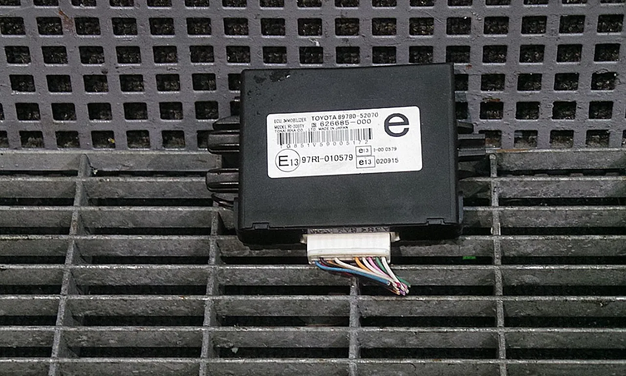 MODUL IMOBILIZATOR TOYOTA YARIS 2005-2014