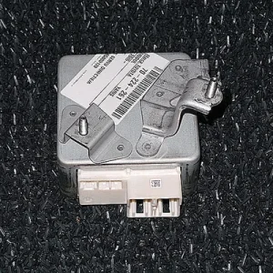 MODUL SERVO TOYOTA YARIS 2005-2014 oe-896500D120, vedere frontata