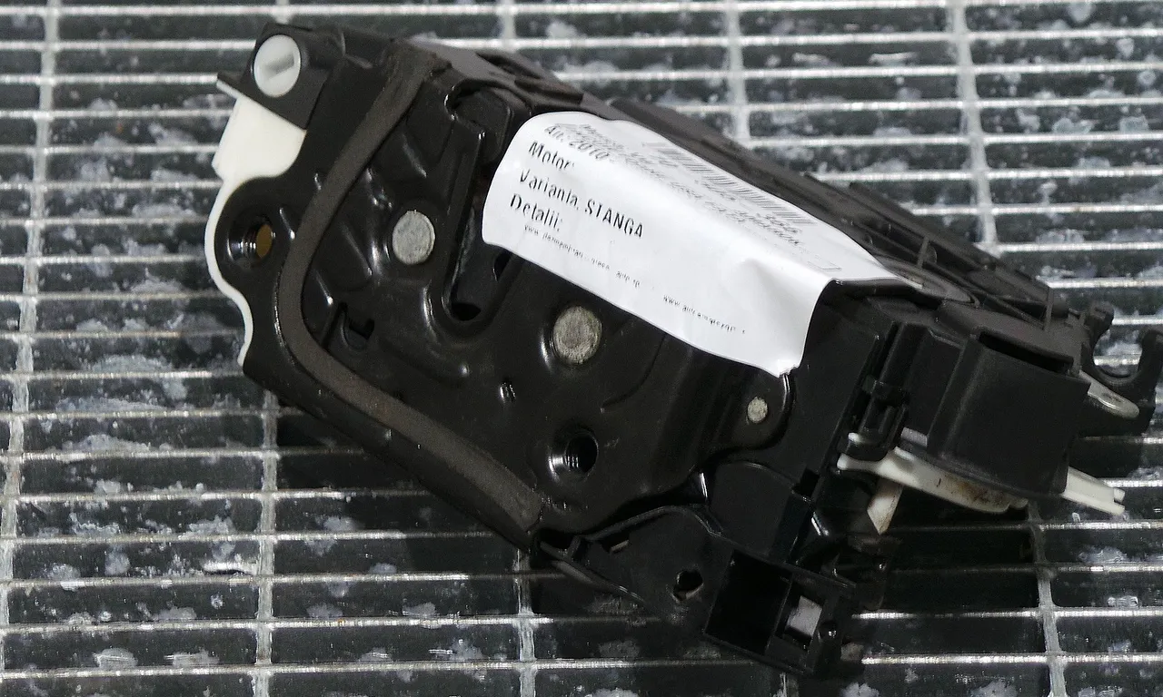 INCUIETOARE USA FATA STANGA VOLKSWAGEN AMAROK 2010-2015
