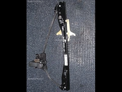 MACARA USA FATA STANGA