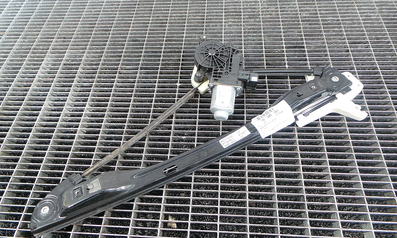 MACARA USA SPATE DREAPTA VOLKSWAGEN AMAROK 2010-2015