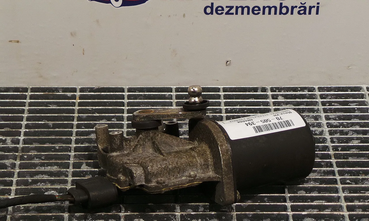 MOTORAS STERGATOR PARBRIZ VOLKSWAGEN AMAROK 2010-2015