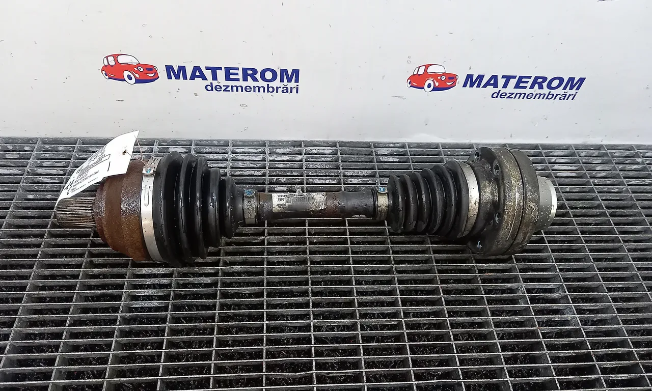 PLANETARA FATA DREAPTA VOLKSWAGEN AMAROK 2010-2015