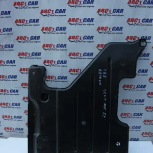 Scut motor stanga