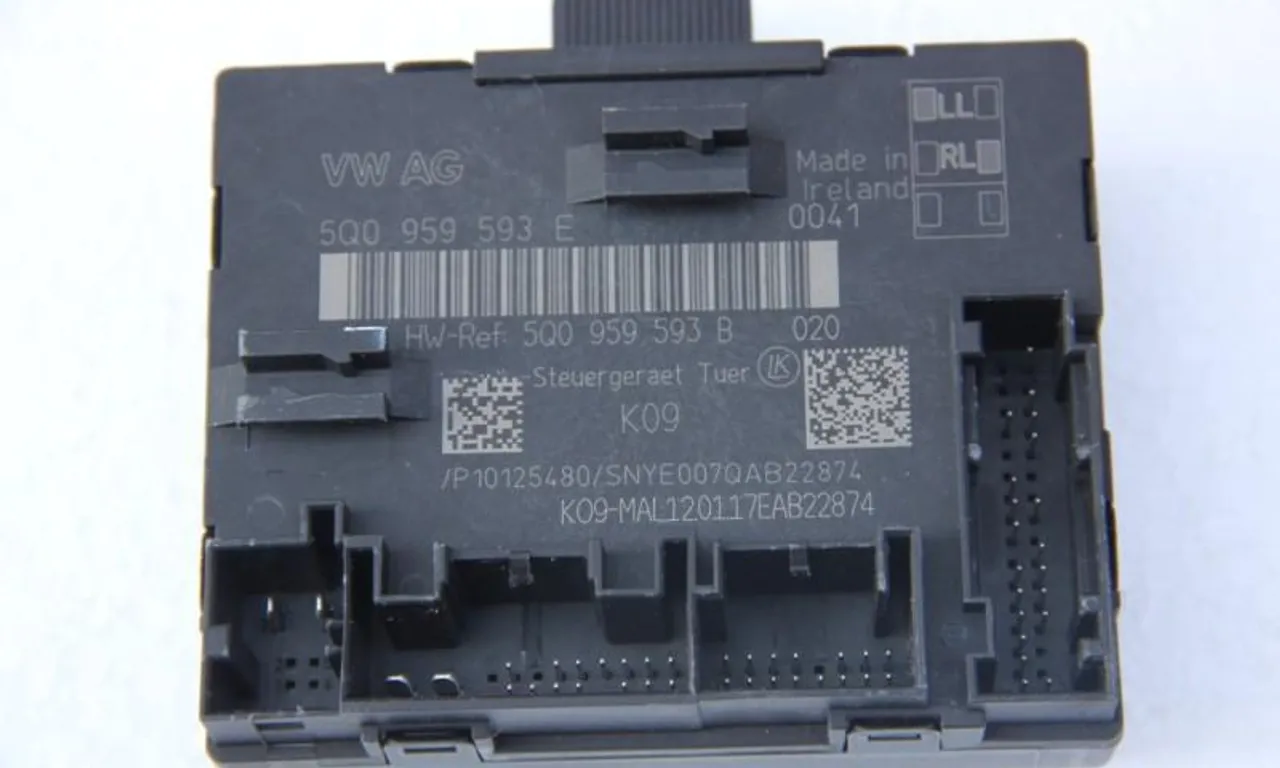 Modul usa dreapta fata VOLKSWAGEN ARTEON 2017-null