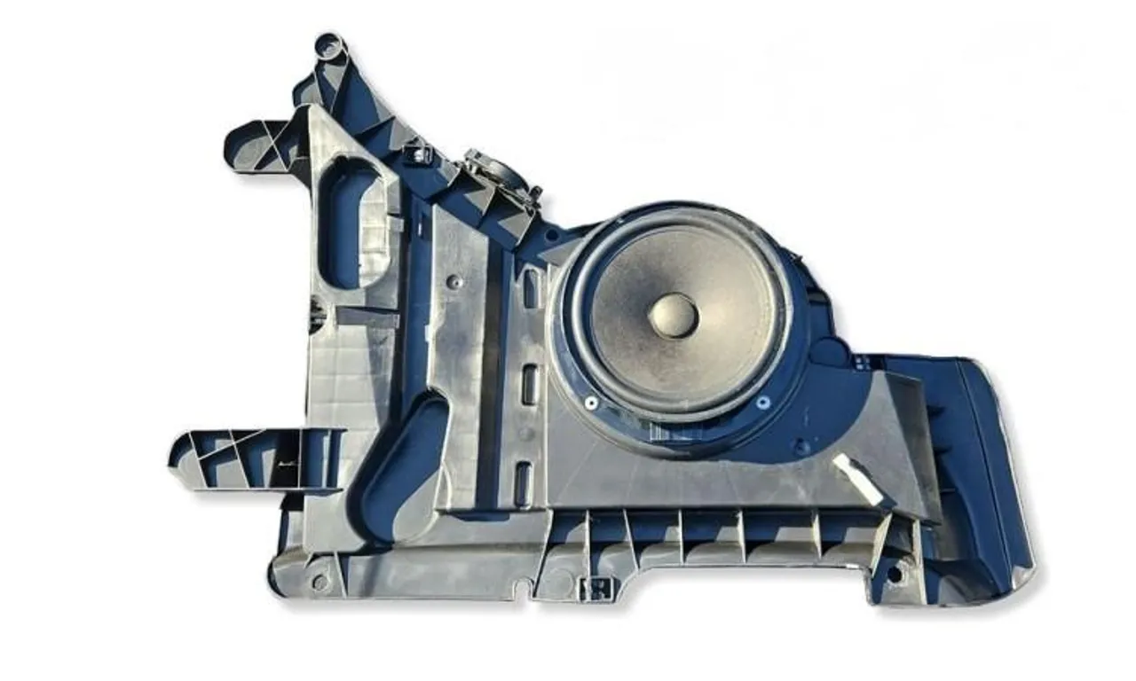 Boxa auto dreapta spate VOLKSWAGEN BEETLE 2011-2019
