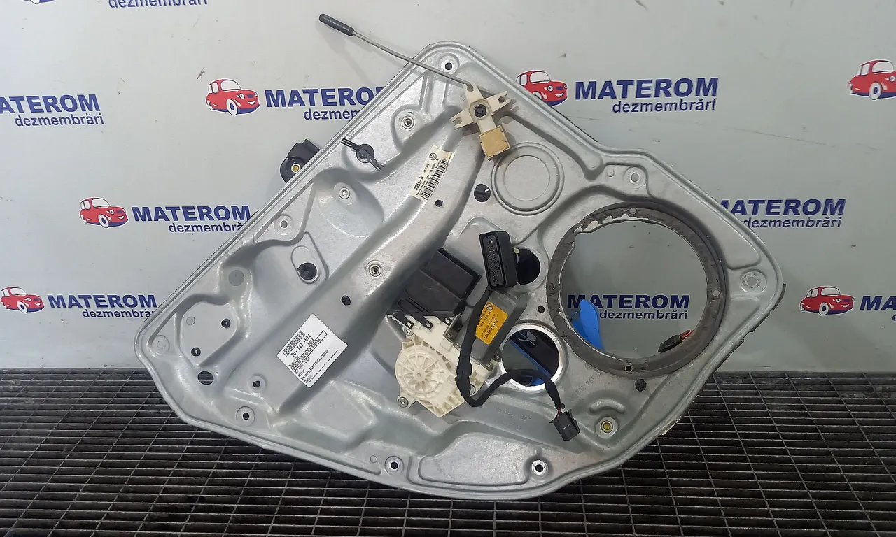 MACARA USA SPATE STANGA VOLKSWAGEN BORA I 1998-2013