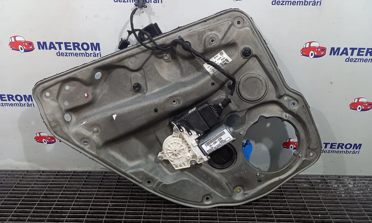 MACARA USA SPATE STANGA VOLKSWAGEN BORA I 1998-2013