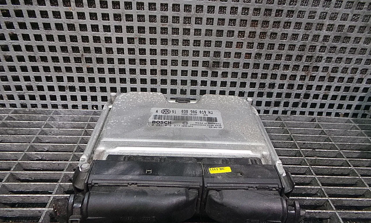 CALCULATOR MOTOR VOLKSWAGEN BORA I 1998-2013