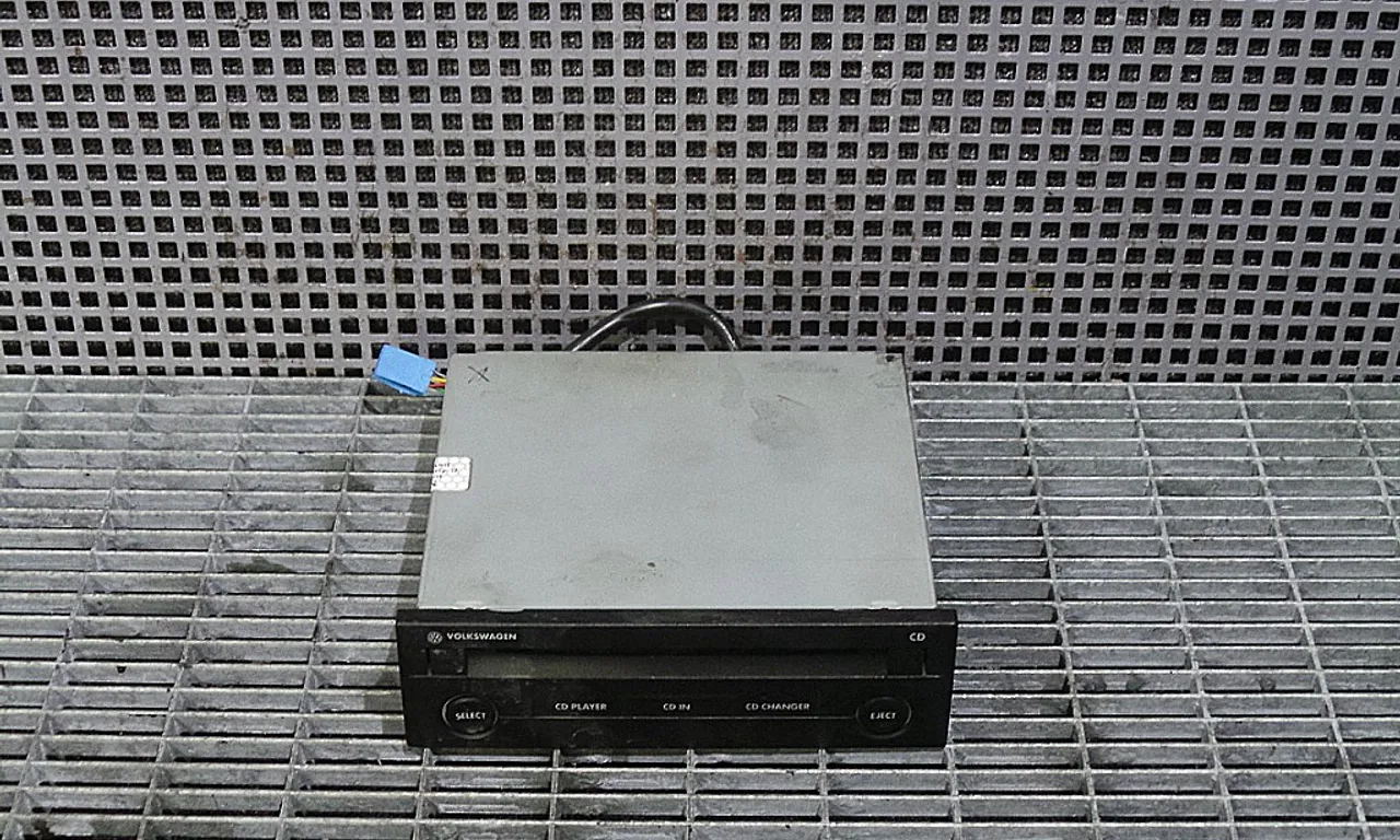 MAGAZIE CD VOLKSWAGEN BORA I 1998-2013