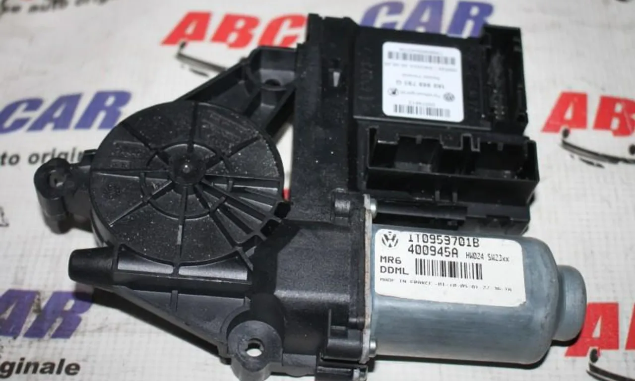 Motoras geam stanga fata VOLKSWAGEN CADDY III 2004-2016